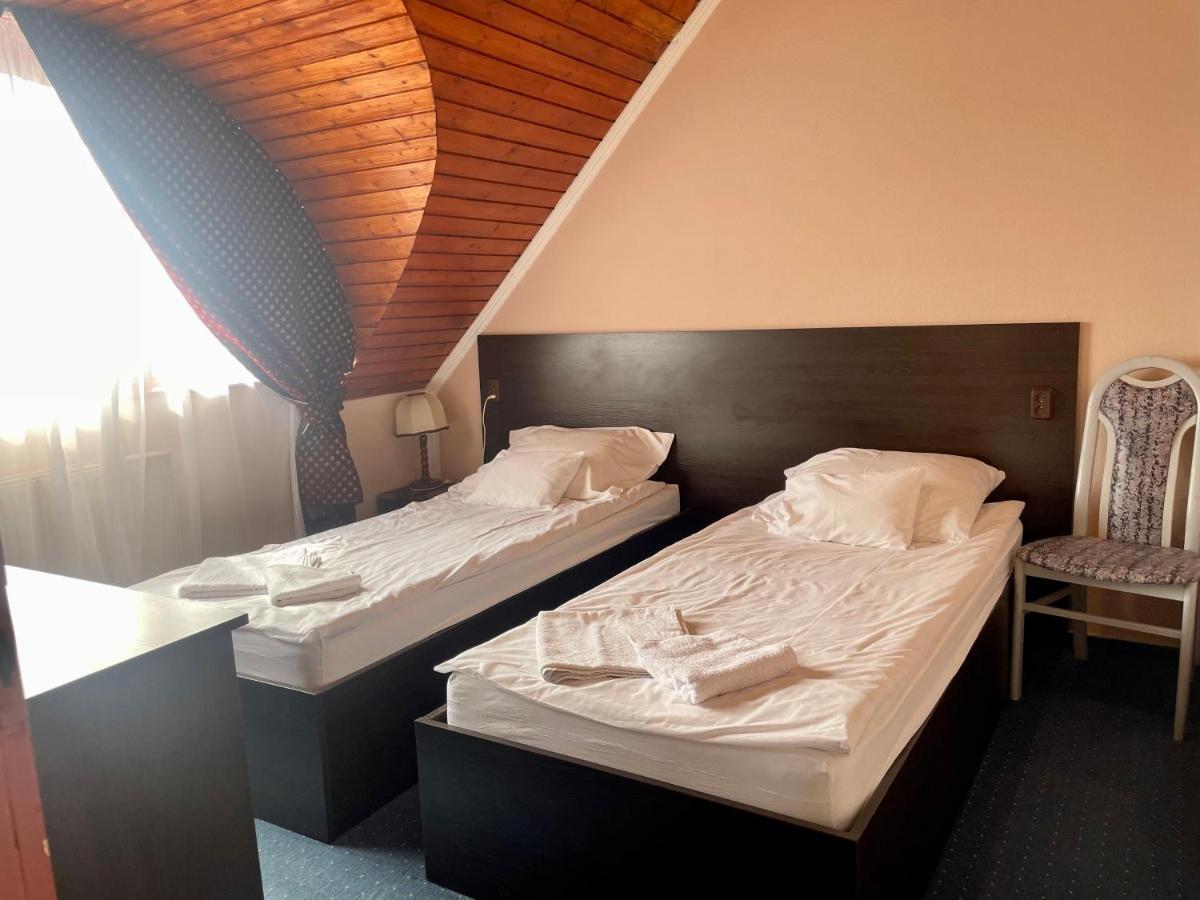 Karikas Hotel Hajdúszoboszló Екстериор снимка