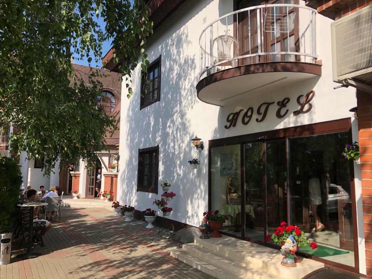 Karikas Hotel Hajdúszoboszló Екстериор снимка